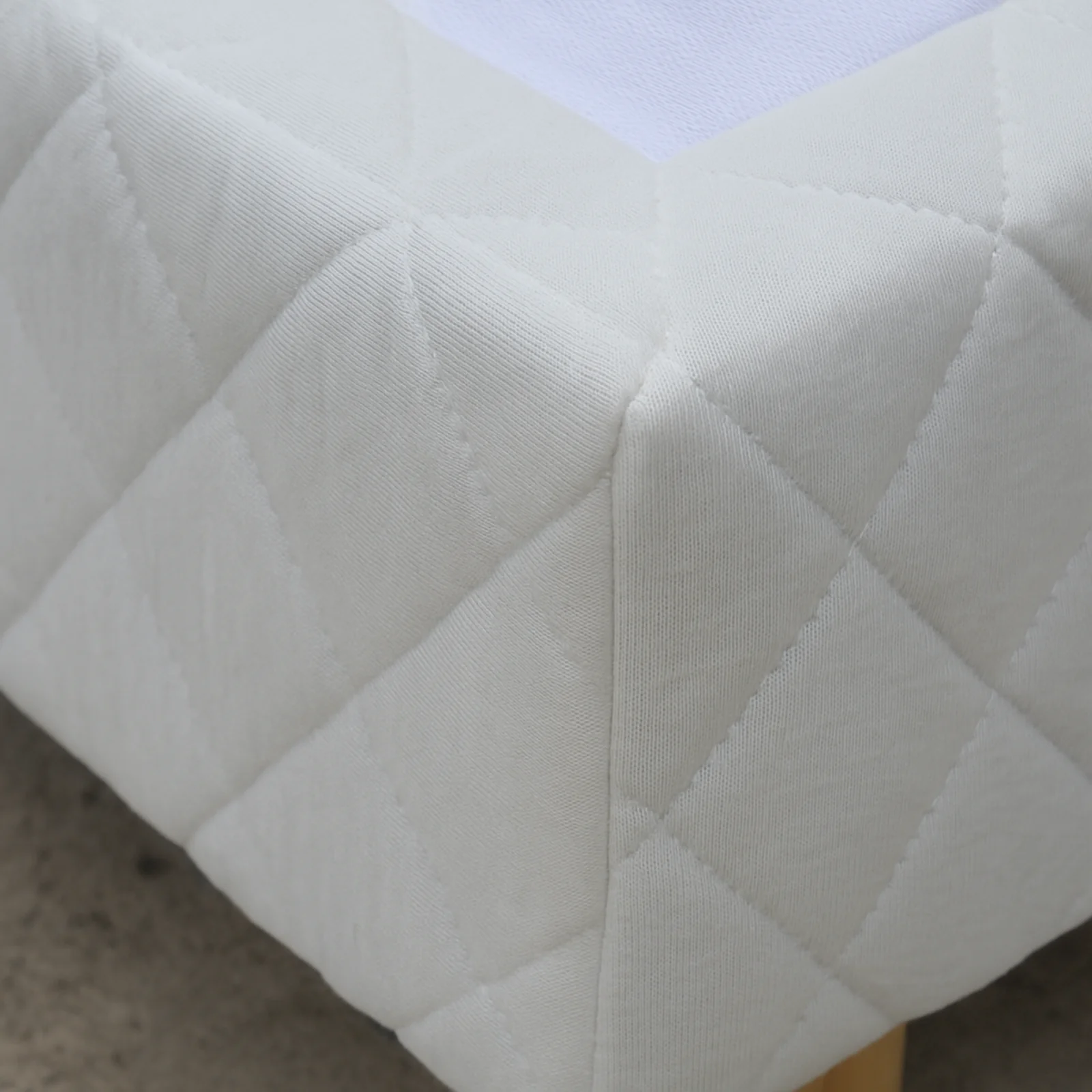 Ensemble sommier tapissier blanc et matelas confort - Collection Tapissier - Image 6